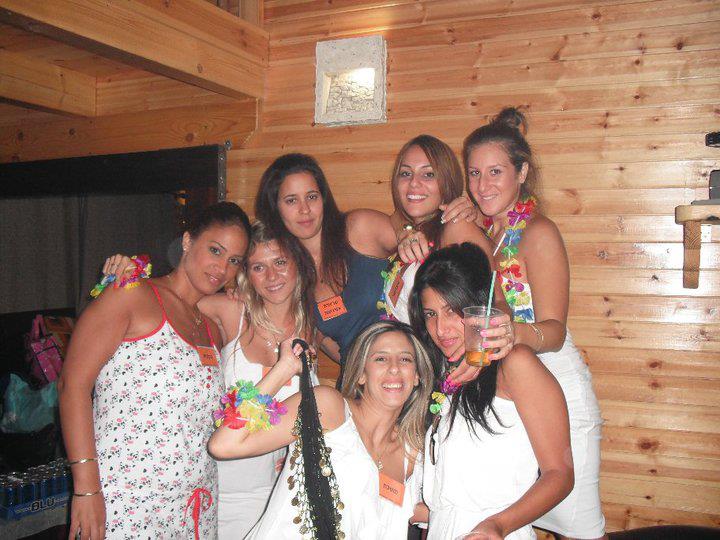 ויקי דור - לצחוק כל הדרך למיטה